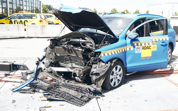 ADAC Crashtest-Verfahren