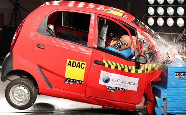 Tata Nano im Global-NCAP-Crashtest Tata Nano im Global-NCAP-Crashtest