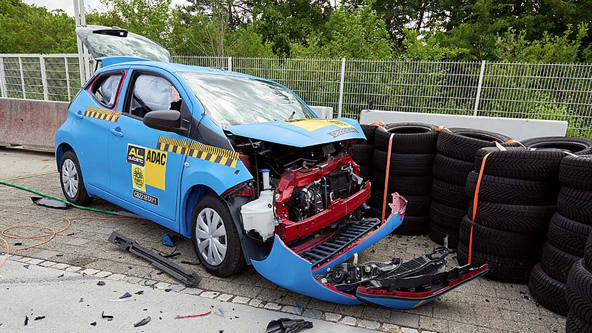 ADAC-Crashtest Kleinstwagen ADAC-Crashtest Kleinstwagen