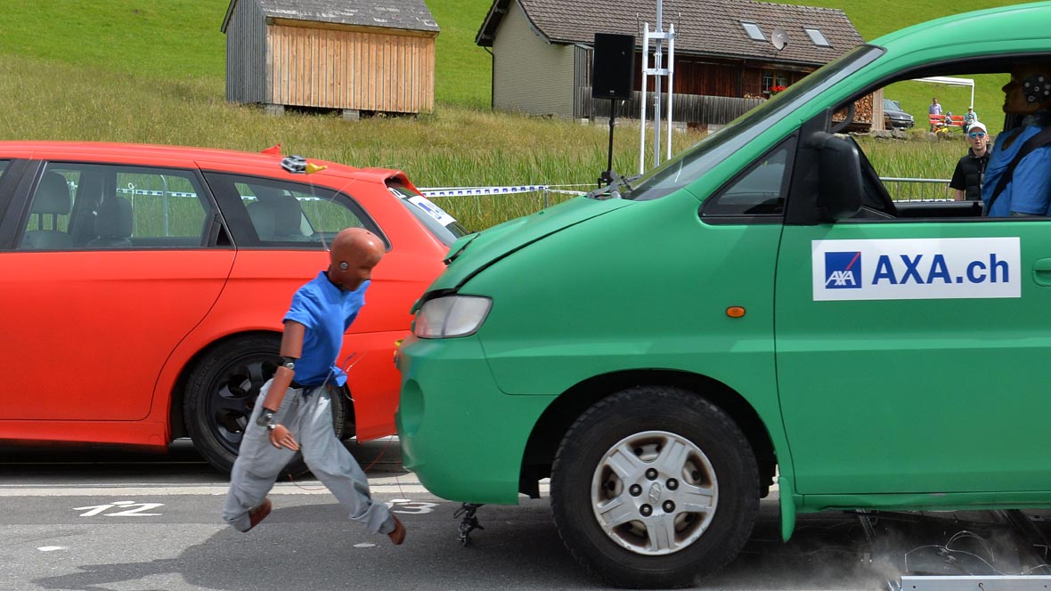 Transporter im Crashtest Transporter im Crashtest