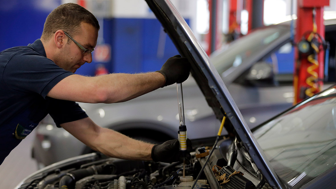 Service; Werkstatt; Reparatur; Euromaster; Werkstattkonzept; Werkstattkette Service; Werkstatt; Reparatur; Euromaster; Werkstattkonzept; Werkstattkette