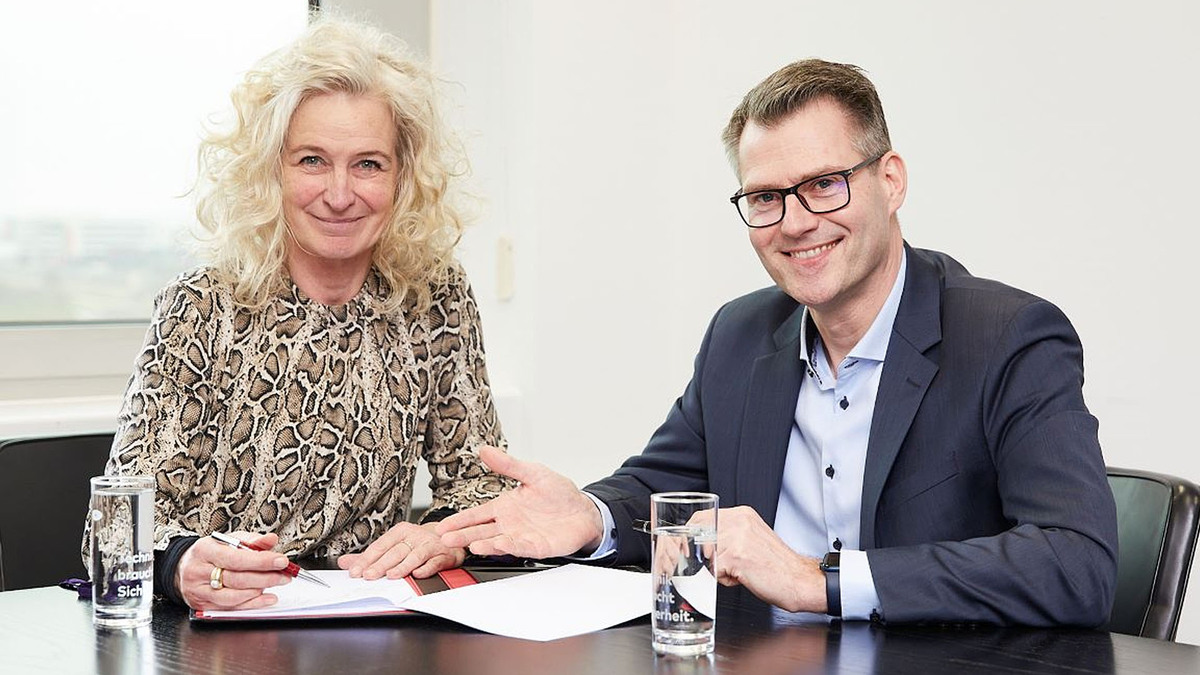 Gabriele Schmidt-Rauße und Tobias Plester Gabriele Schmidt-Rauße und Tobias Plester