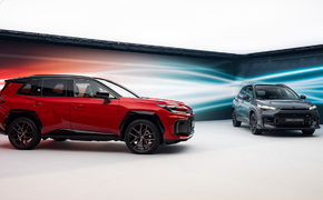 01_Toyota_RAV4_2025_HD