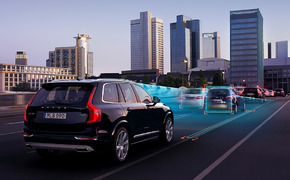 Volvo ACC Stau 131114