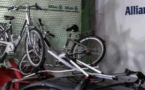 Elektrorad-Crashtest auf Fahrradträger Elektrorad-Crashtest auf Fahrradträger