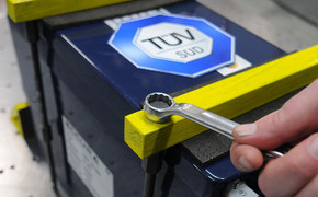 Batterieprüfung TÜV Süd Batterieprüfung TÜV Süd
