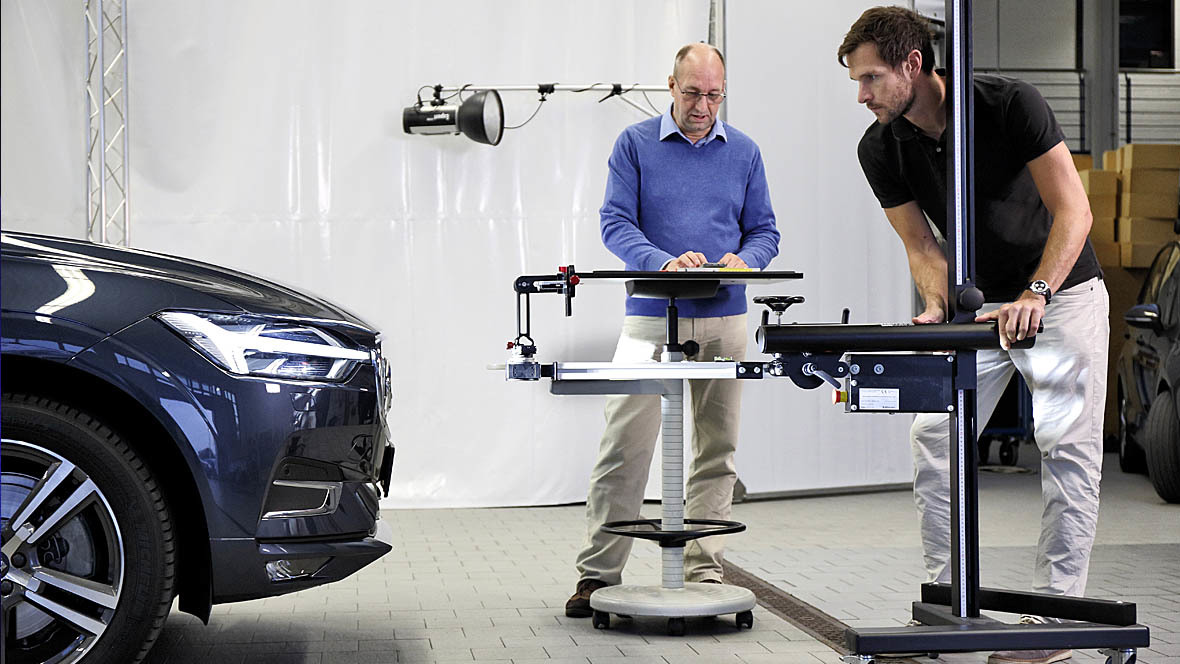 ADAC-Test Blendgefahr durch LED-Scheinwerfer