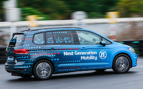 ZF Innovationsfahrzeug VW Touran ZF Innovationsfahrzeug VW Touran