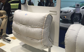 ZF Außenairbag Studie IAA ZF Außenairbag Studie IAA