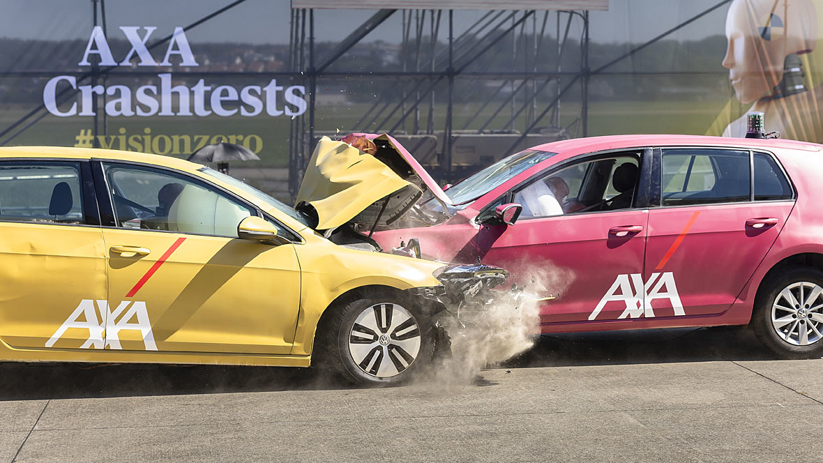 AXA Crashtest E-Autos