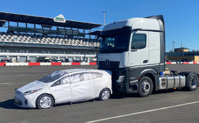 Dekra Lkw-Crashtest