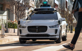 Waymo-Tesfahrzeug von Jaguar